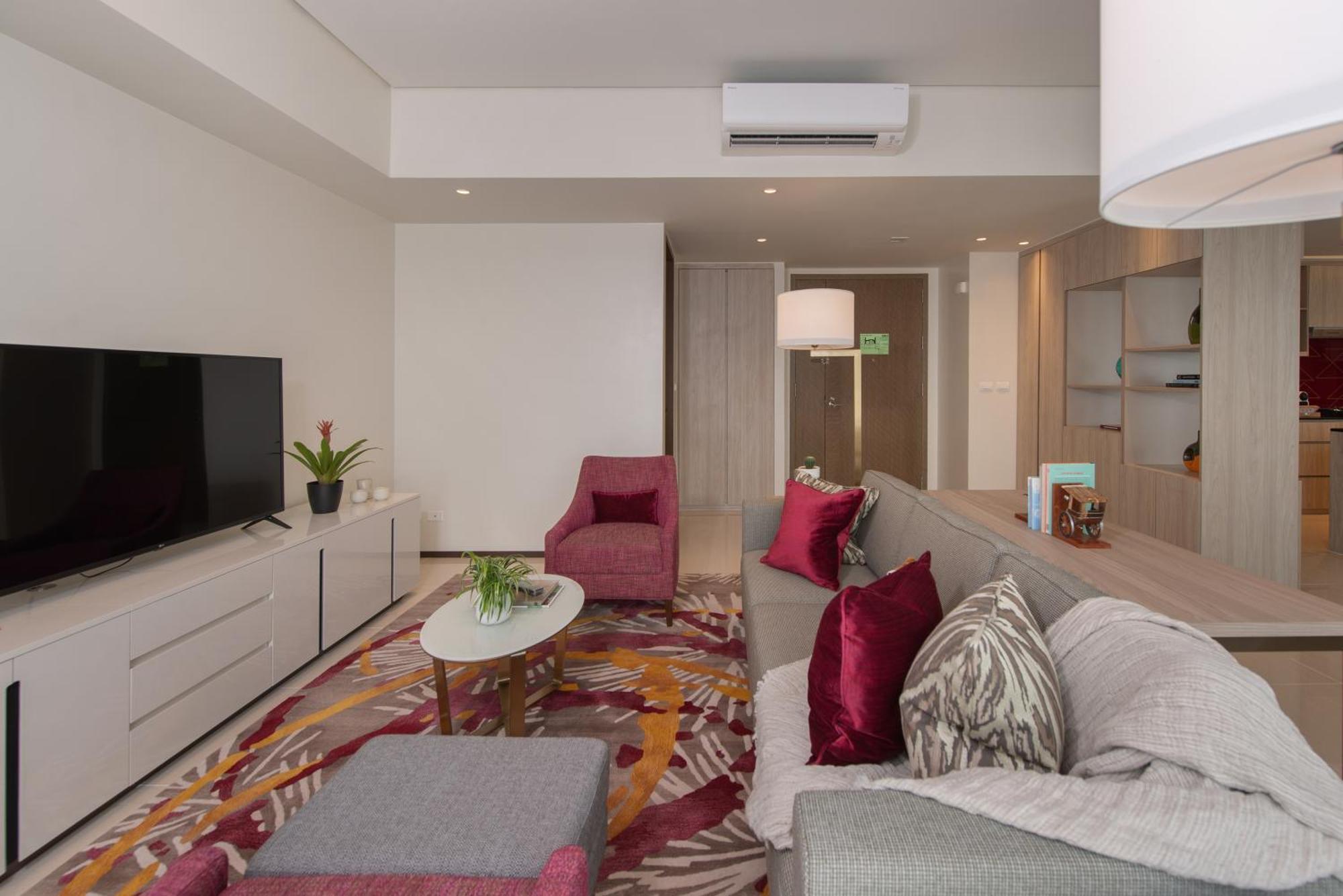 Somerset Central Salcedo Makati Makati City Extérieur photo
