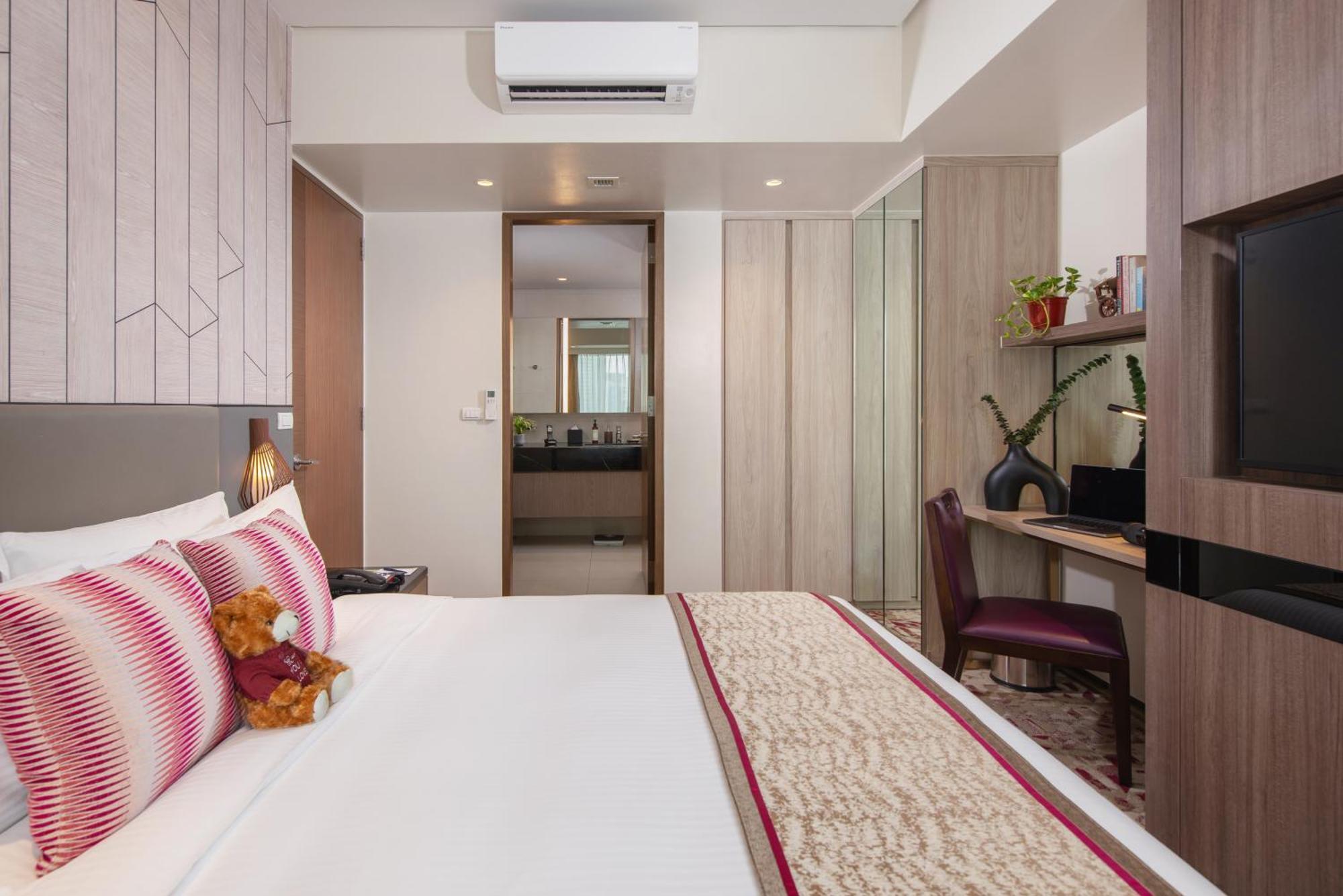Somerset Central Salcedo Makati Makati City Extérieur photo