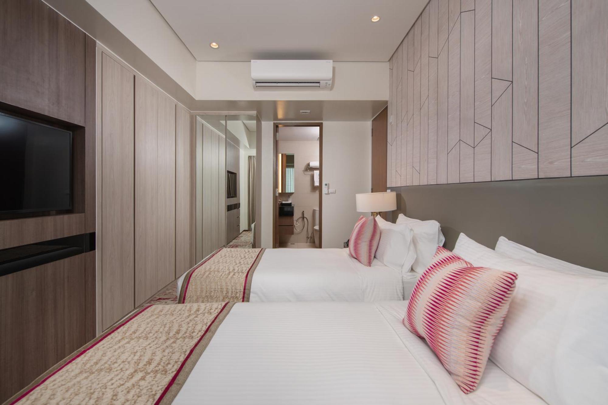 Somerset Central Salcedo Makati Makati City Extérieur photo