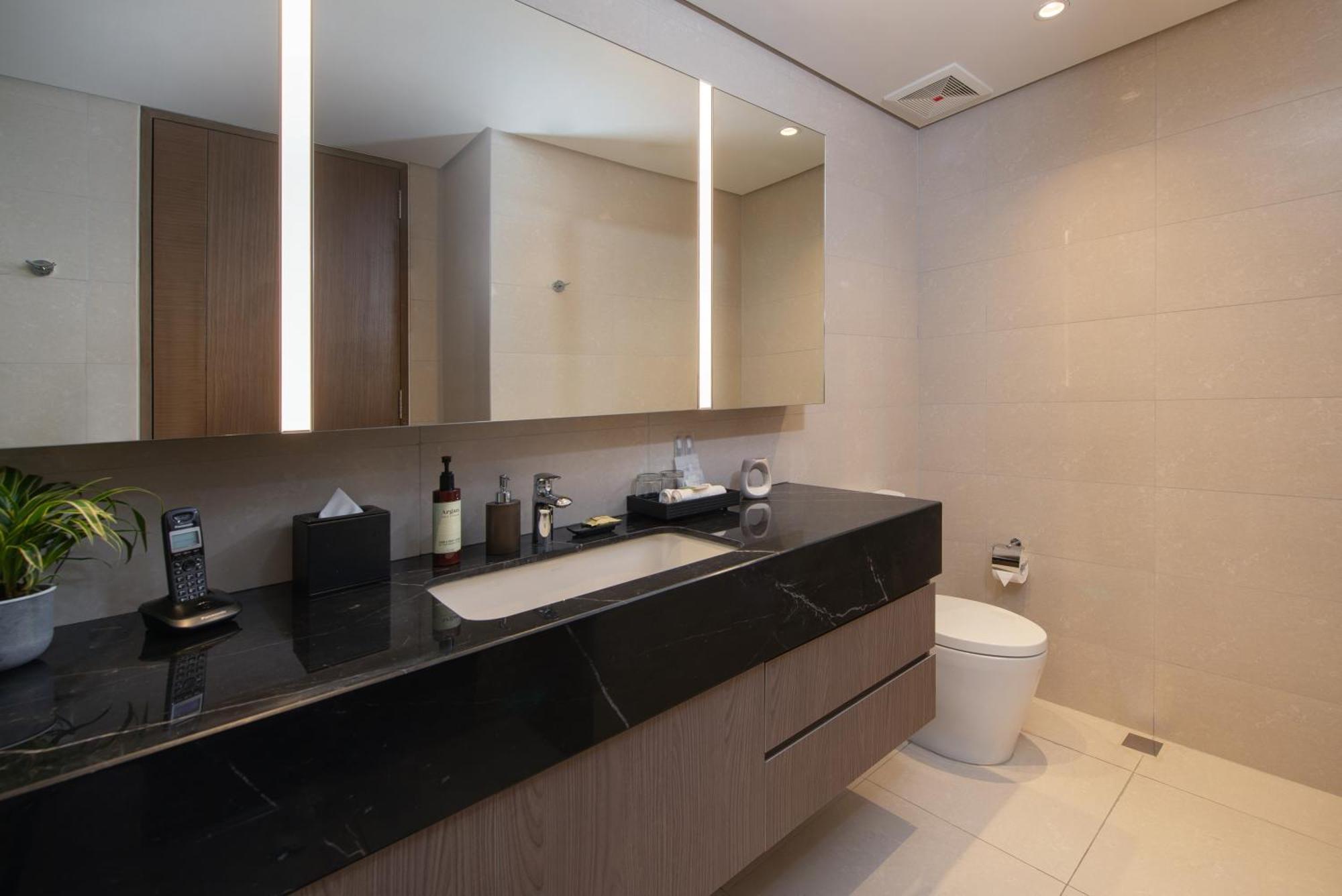 Somerset Central Salcedo Makati Makati City Extérieur photo
